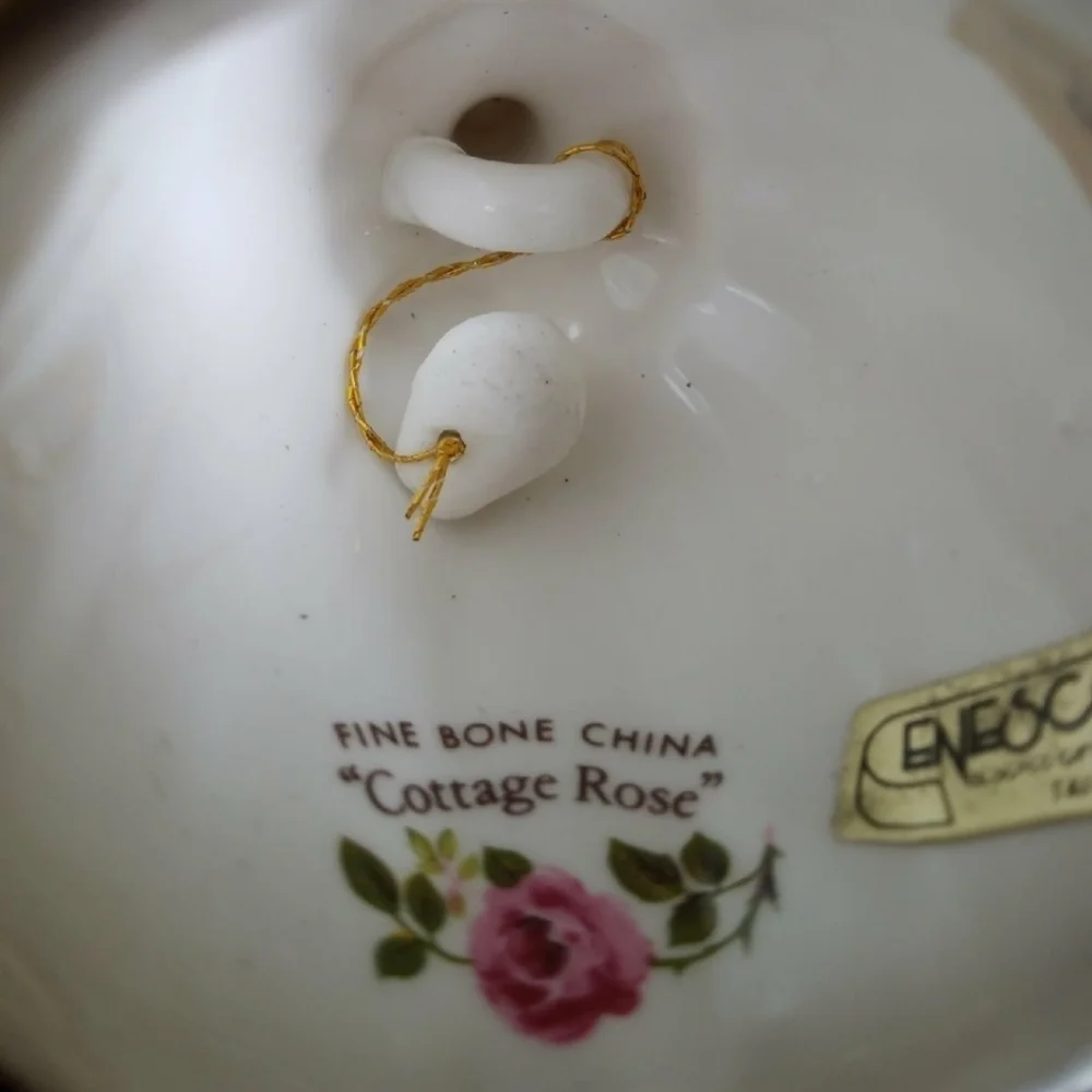 Floral Grandmother Bell